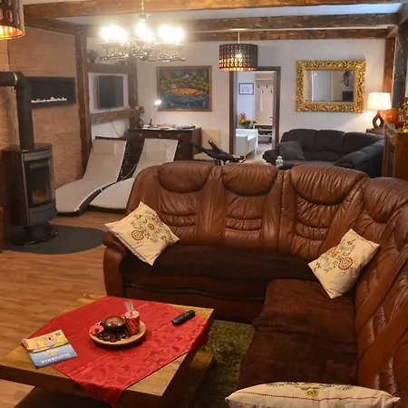 Guest house Ezathouse Devicie Krupina