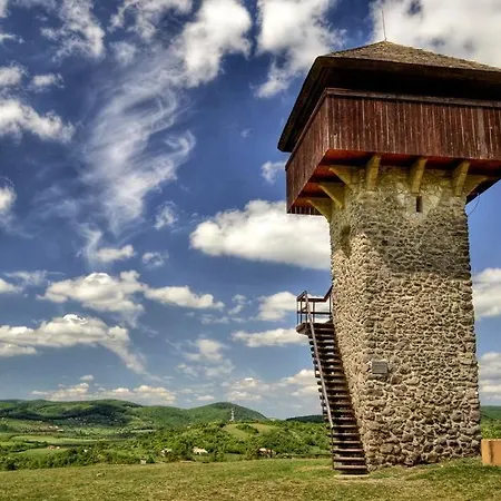 Casa de hóspedes Ezathouse Devicie Krupina