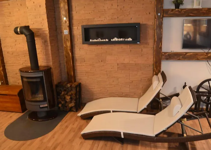 Pensjonat Ezathouse Devicie *