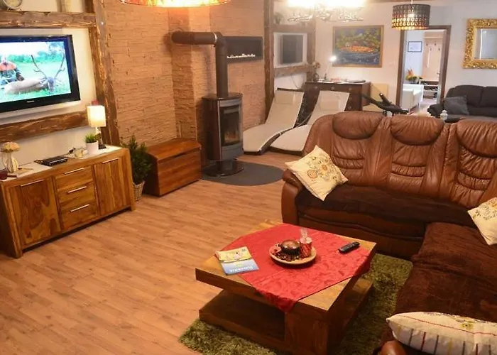 Ezathouse Devicie Pensjonat Krupina