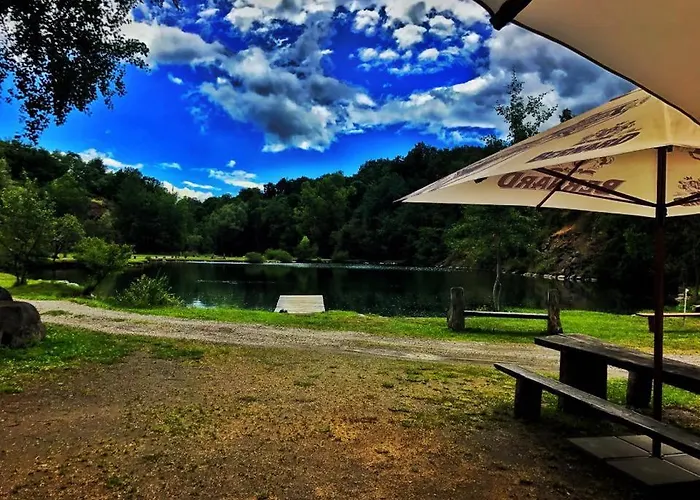 Pensjonat Ezathouse Devicie